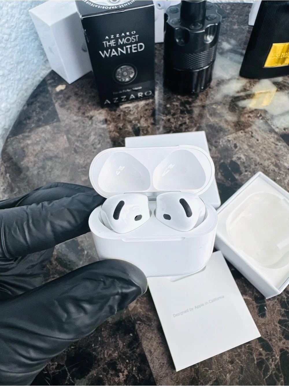 AirPods 4